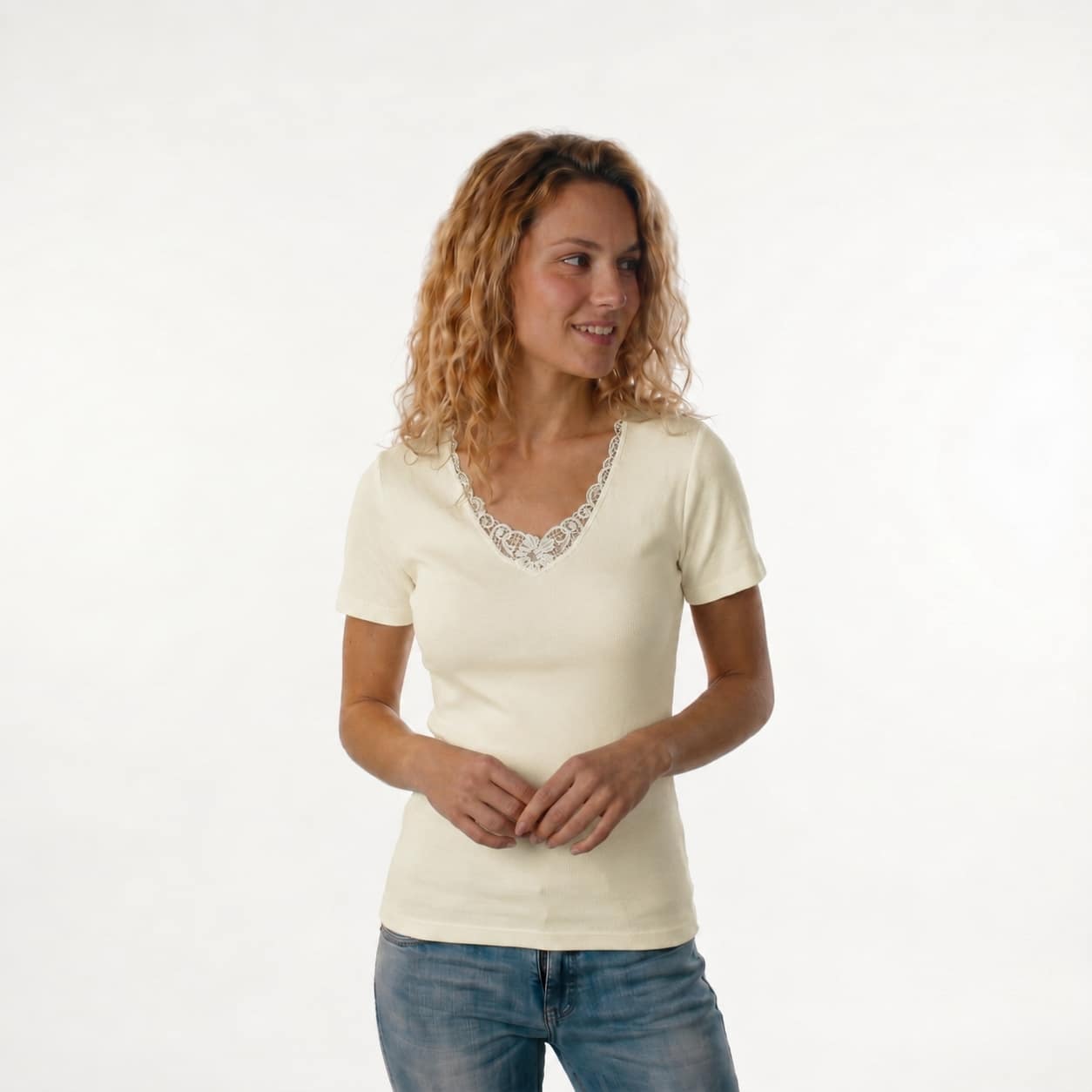 L&C DONNA 20 Maglia mezza manica con merletto macramè